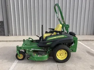 2017 John Deere Z915E