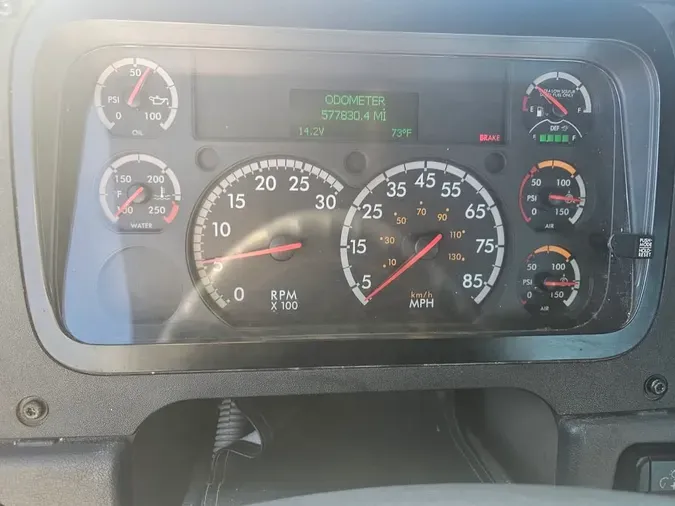 2019 FREIGHTLINER/MERCEDES CASCADIA 113