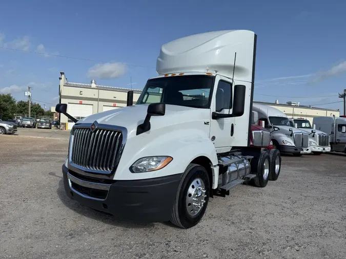 2020 International LT625
