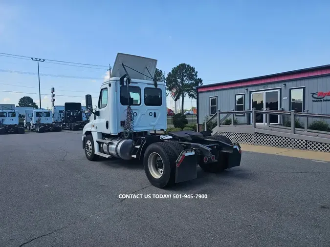 2019 FREIGHTLINER CASCADIA 125