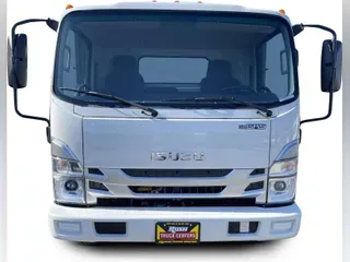 2024 Isuzu NPR-HD