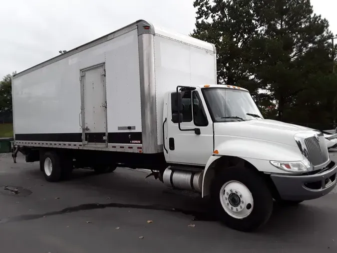 2019 NAVISTAR INTERNATIONAL 4300