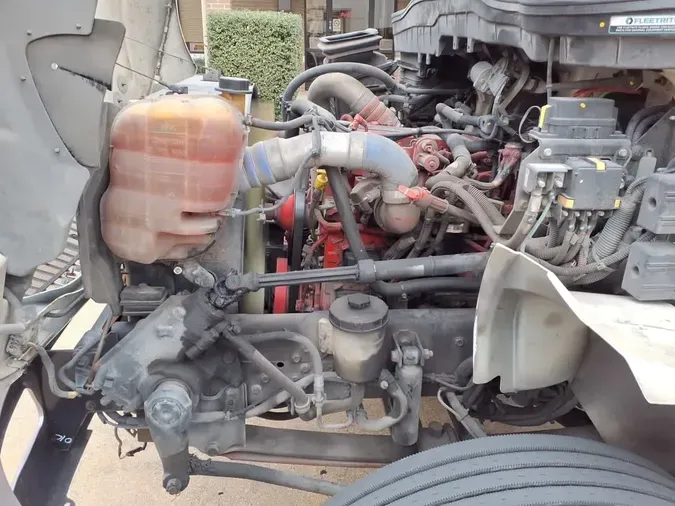 2020 NAVISTAR INTERNATIONAL MV607 (4X2)