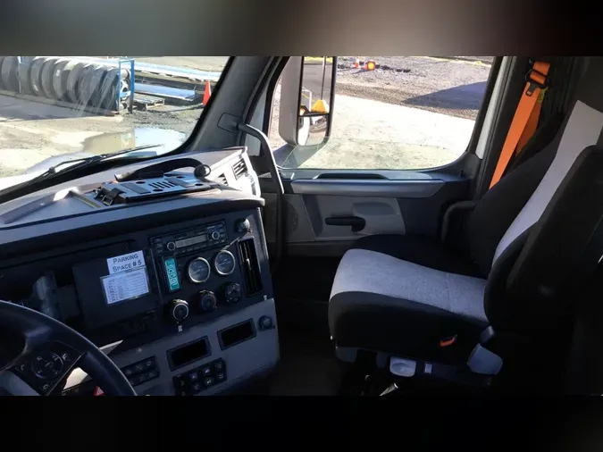 2019 Freightliner Cascadia