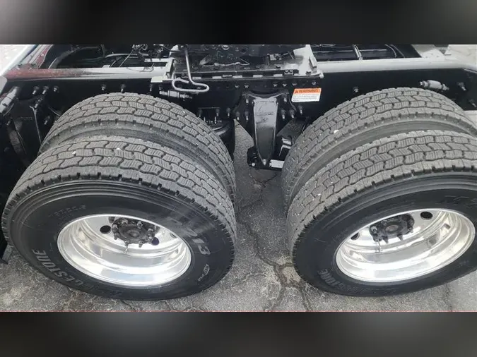 2022 FREIGHTLINER CA126