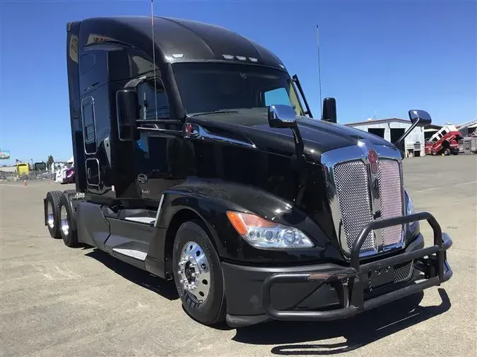 2023 KENWORTH T680