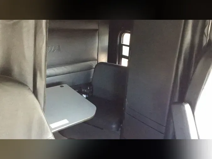 2024 Freightliner Cascadia3ad902abffcc1cc4baaaeeb5aa2afde7