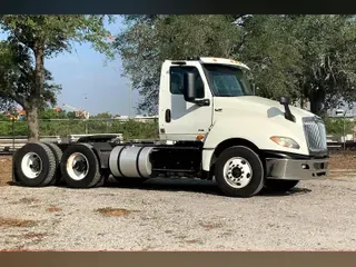 2019 INT LT625 6x4