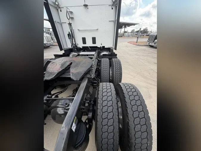 2022 Peterbilt 579