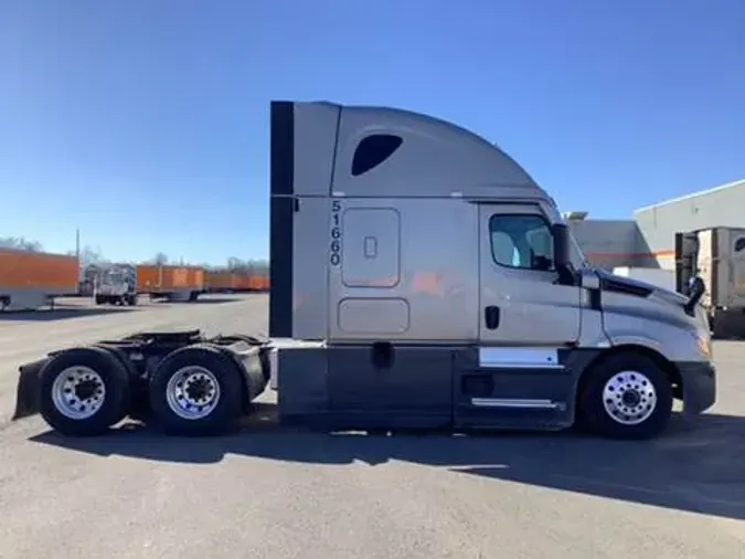 2021 Freightliner Cascadia