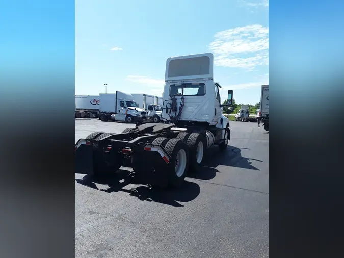 2018 NAVISTAR INTERNATIONAL LT625 DAYCAB T/A