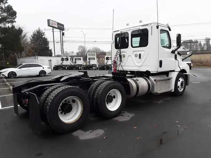 2020 FREIGHTLINER/MERCEDES NEW CASCADIA PX12664
