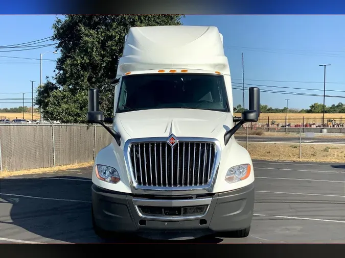 2021 INT LT625 6x4