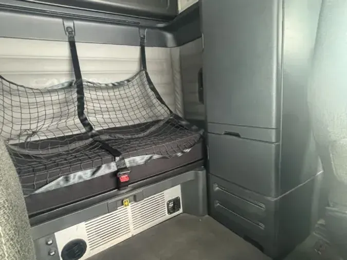 2022 Freightliner Cascadia 126