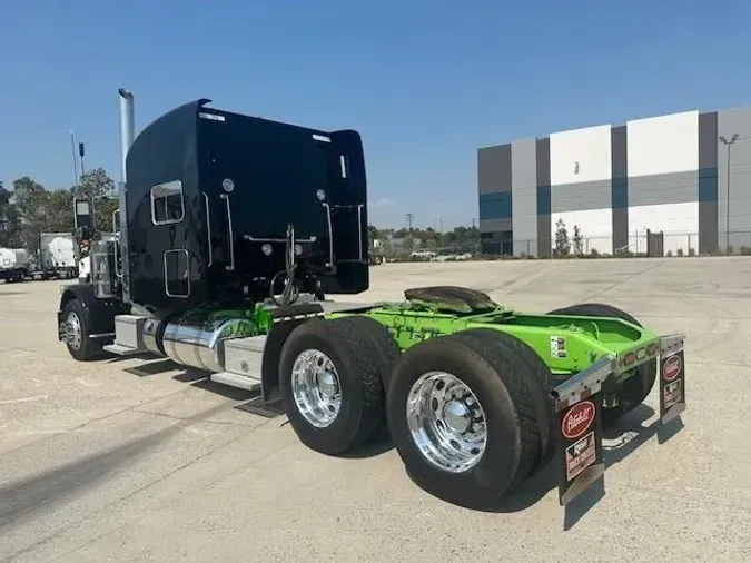 2019 Peterbilt 389