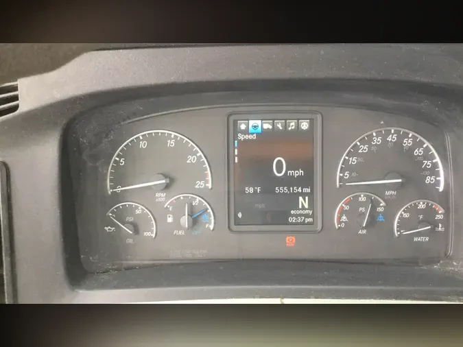 2022 Freightliner Cascadia 126