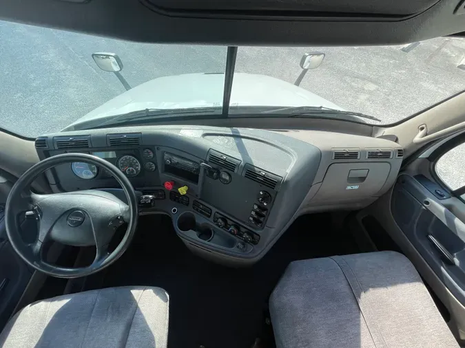 2017 FREIGHTLINER CASCADIA 125