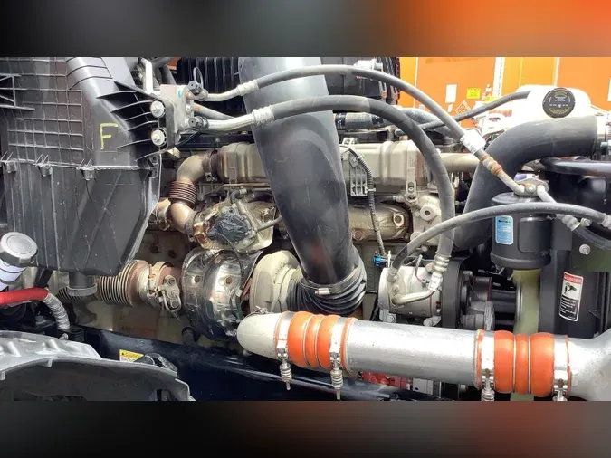 2025 Freightliner Cascadia 126