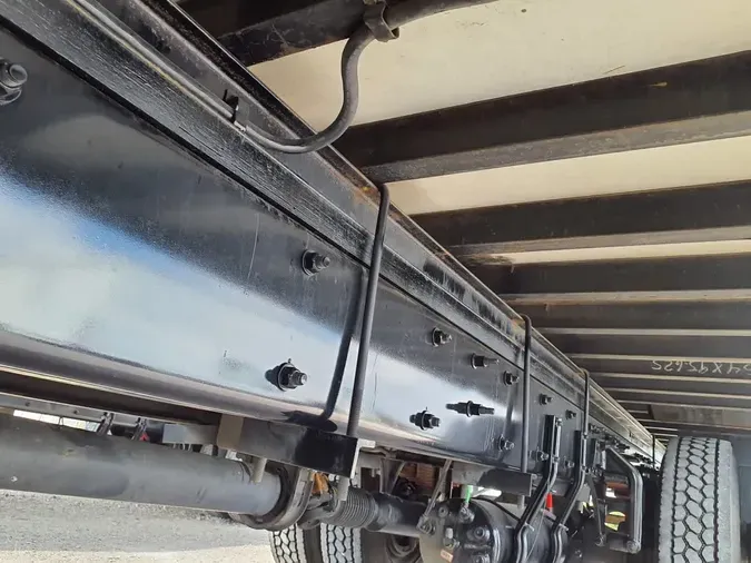 2020 FREIGHTLINER M2 106