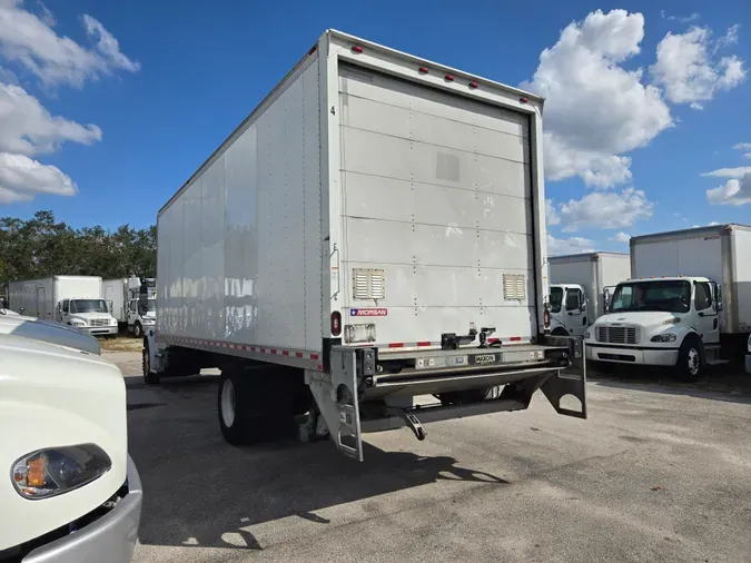 2019 FREIGHTLINER/MERCEDES M2 106