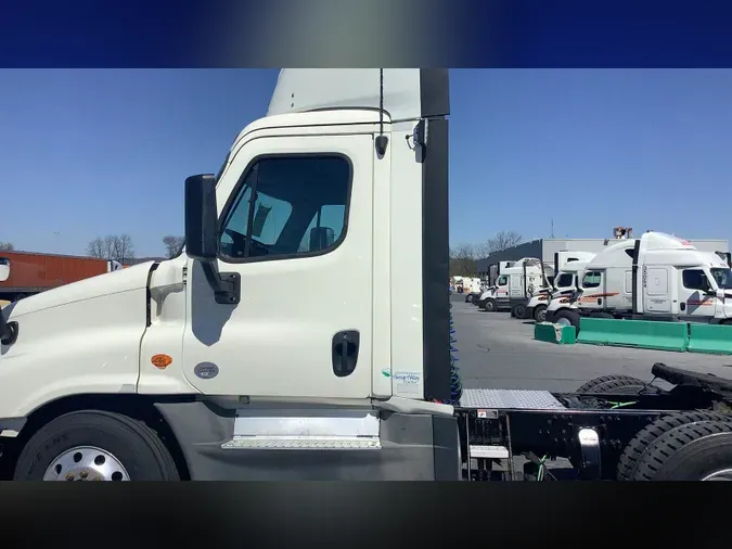 2019 Freightliner Cascadia 125