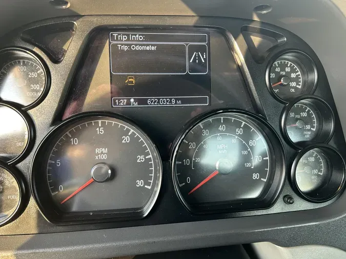 2021 Peterbilt 579