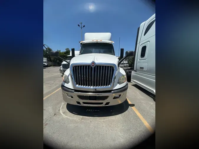 2018 NAVISTAR INTERNATIONAL LT625 DAYCAB T/A