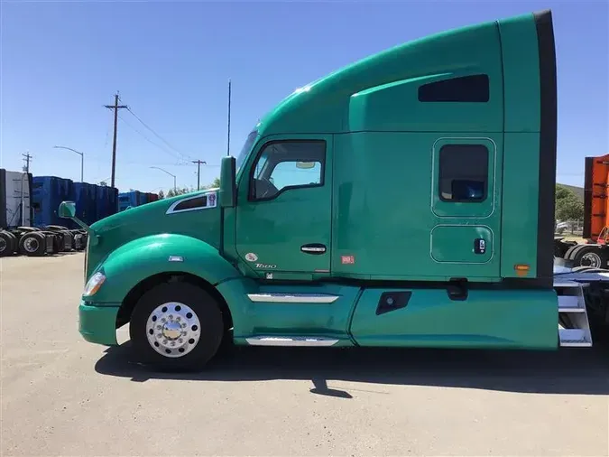2021 KENWORTH T680