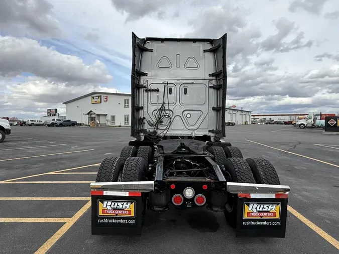 2022 Freightliner Cascadia