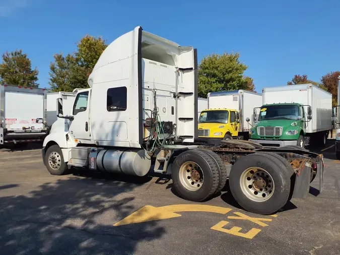 2019 NAVISTAR INTERNATIONAL LT625 SLPR CAB