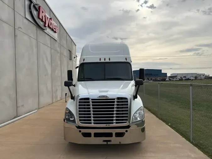 2020 FREIGHTLINER/MERCEDES CASCADIA 125