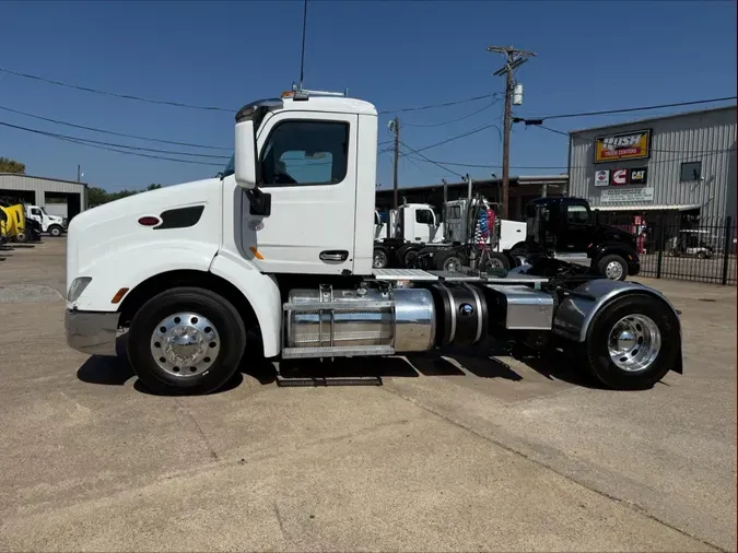2017 Peterbilt 579