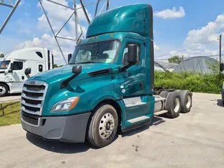 2019 FREIGHTLINER NEW CASCADIA PX12664