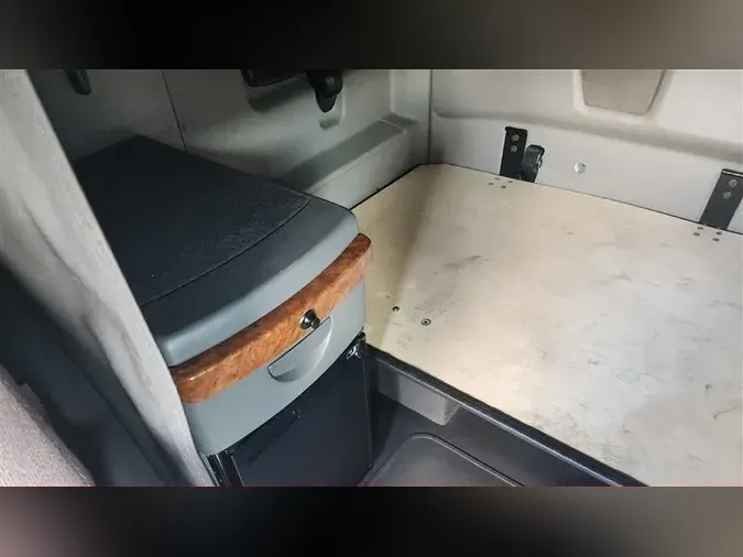 2021 INTERNATIONAL LT3b059c40555610bc0912a0b692eebe3f