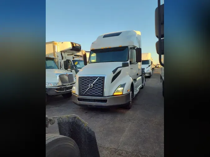 2020 VOLVO VNL64T-7603b06286df544e668c8fb9dddb3535f71