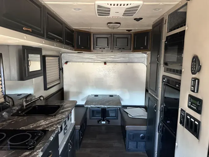 2018 Peterbilt 579