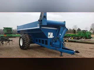 1993 Kinze 800