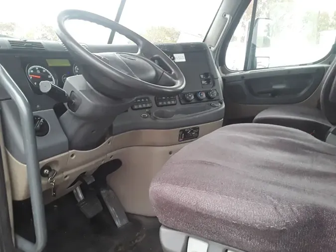 2018 FREIGHTLINER/MERCEDES CASCADIA 125