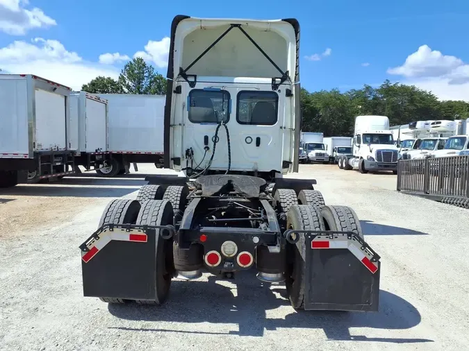 2020 FREIGHTLINER/MERCEDES NEW CASCADIA PX126643b090f68b215a9c699d0b9ee60d40c1c