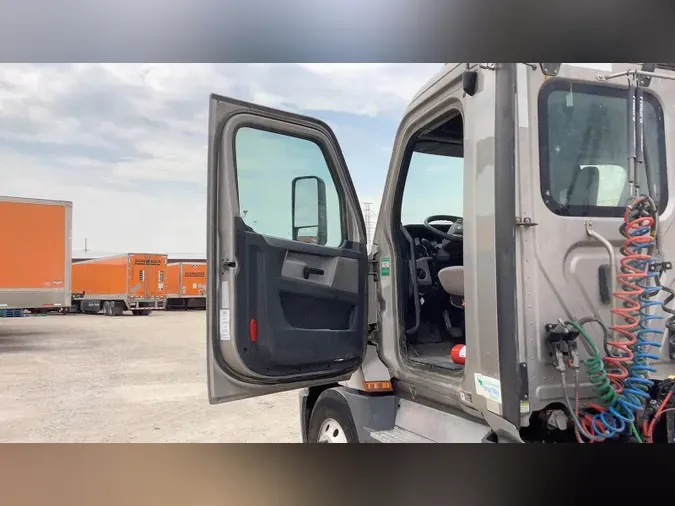 2019 Freightliner Cascadia