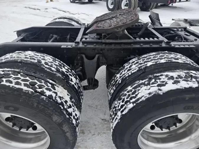 2020 International LT625