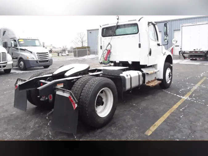 2018 FREIGHTLINER/MERCEDES M2 106