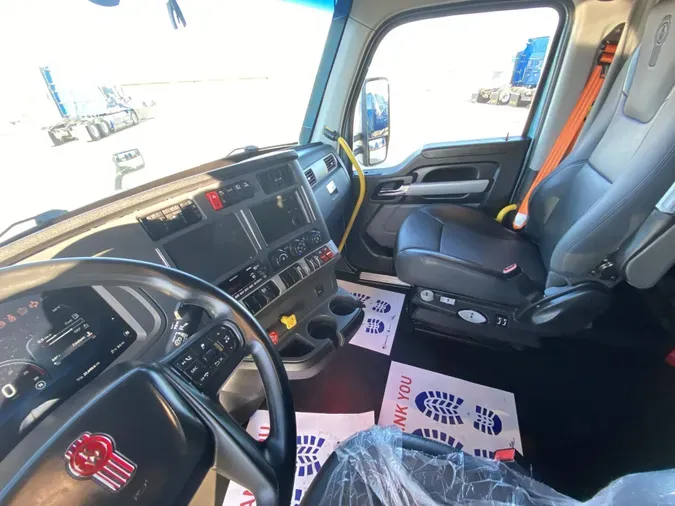 2022 KENWORTH T680