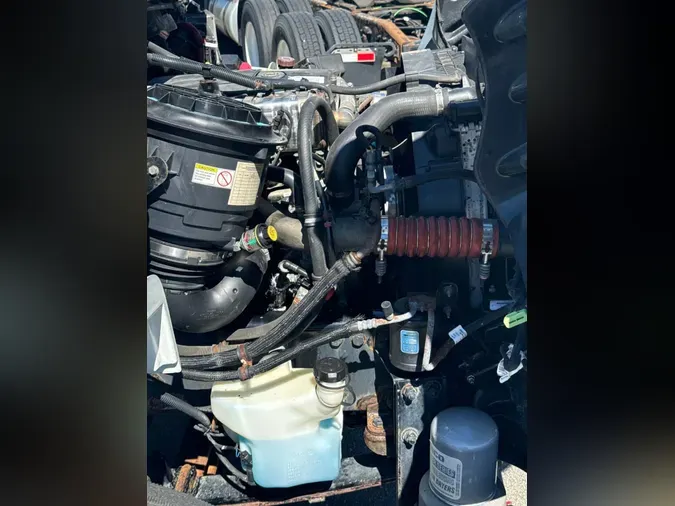 2022 FREIGHTLINER/MERCEDES M2 1063b12a898c8b71f165cc925ad64f6adce