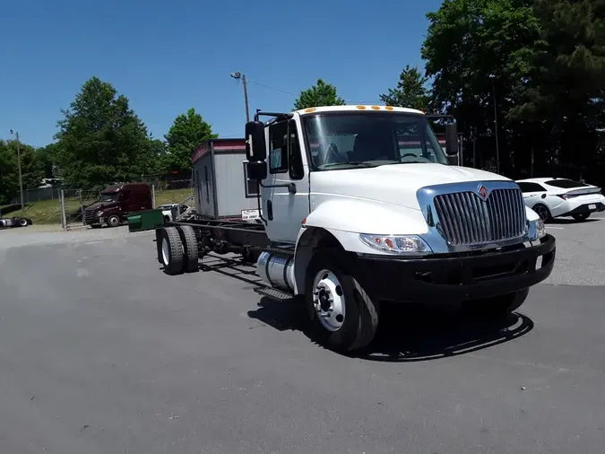 2019 NAVISTAR INTERNATIONAL 4300