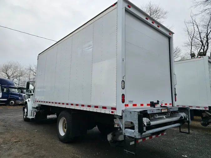 2016 FREIGHTLINER/MERCEDES M2 106