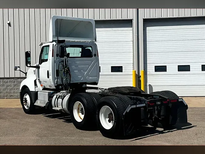 2019 INT LT625 6x4