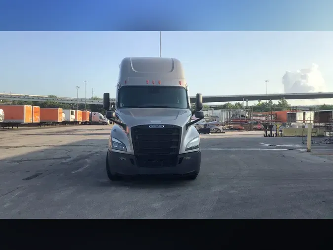 2023 Freightliner Cascadia 1263b19e0cf88411a350d495a77f079cfca