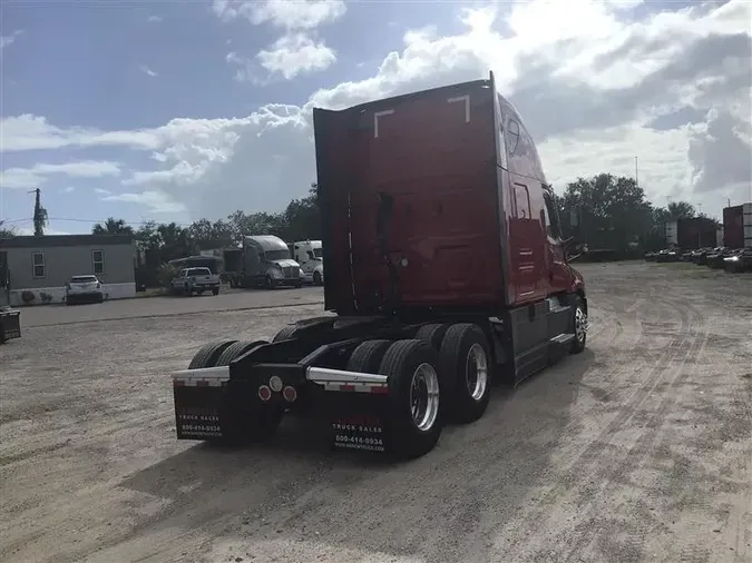 2020 FREIGHTLINER CASCADIA