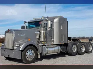 2009 KENWORTH W900